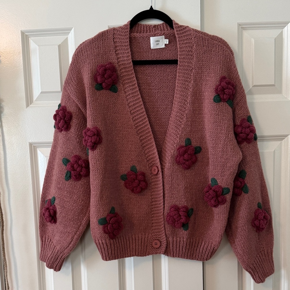Luna Ivy 3-D Floral Knit Cardigan Sweater